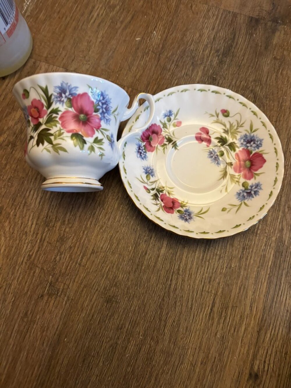 Royal Albert Teacup Tea Cup Saucer set Flowers of the Month Poppy August